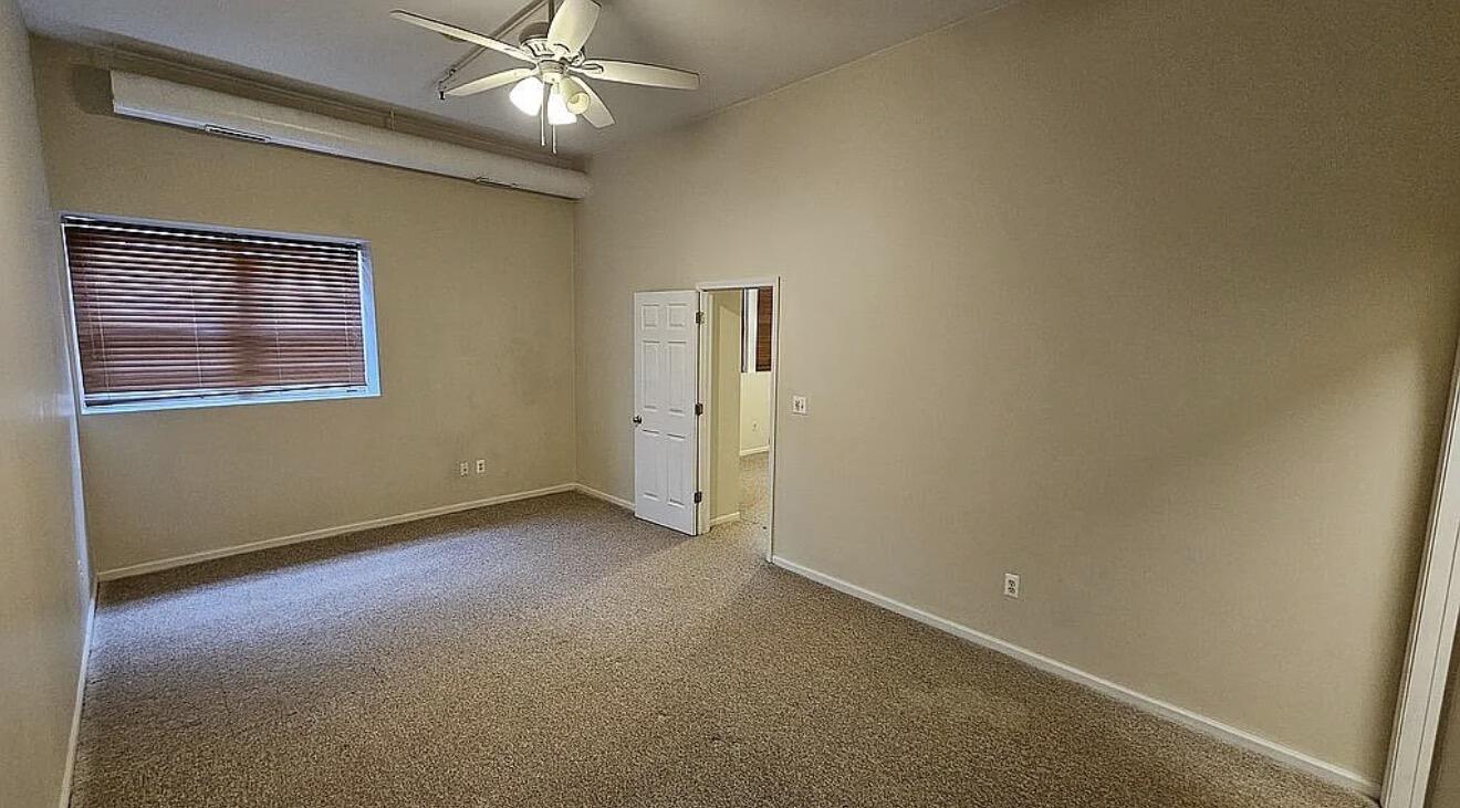 311 South Court Street, Unit 103 Crown Point, IN 46307 - Photo 5 of 11 1320x731
