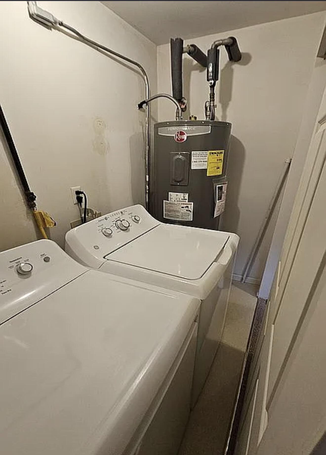311 South Court Street, Unit 103 Crown Point, IN 46307 - Photo 9 of 11 1320x1840