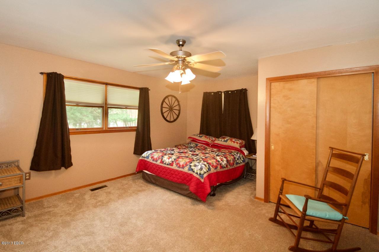 5453 Grassy Road Carbondale, IL 62902 - Photo 8 of 14 Gallery Image 8