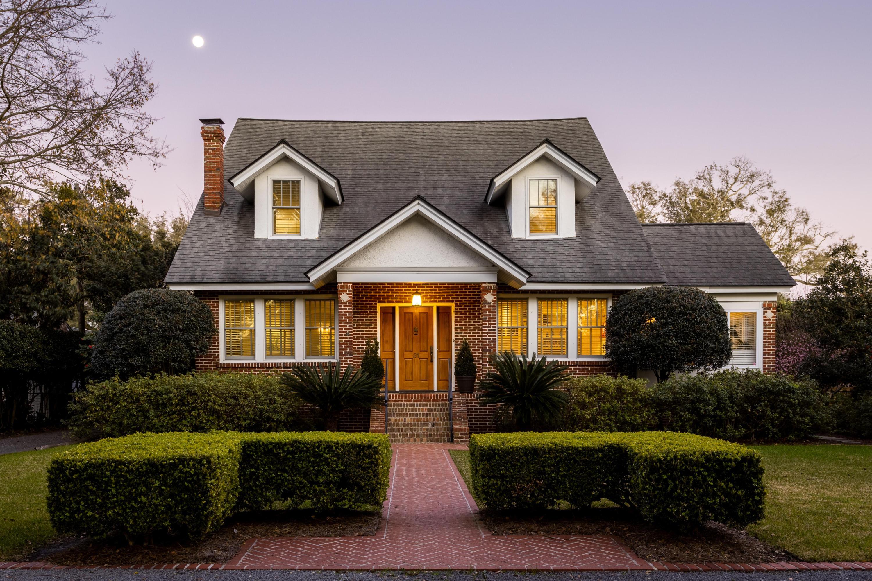 21 Palmetto Road Charleston, SC 29407 - Photo 1 of 41 21 Palmetto at twilight
