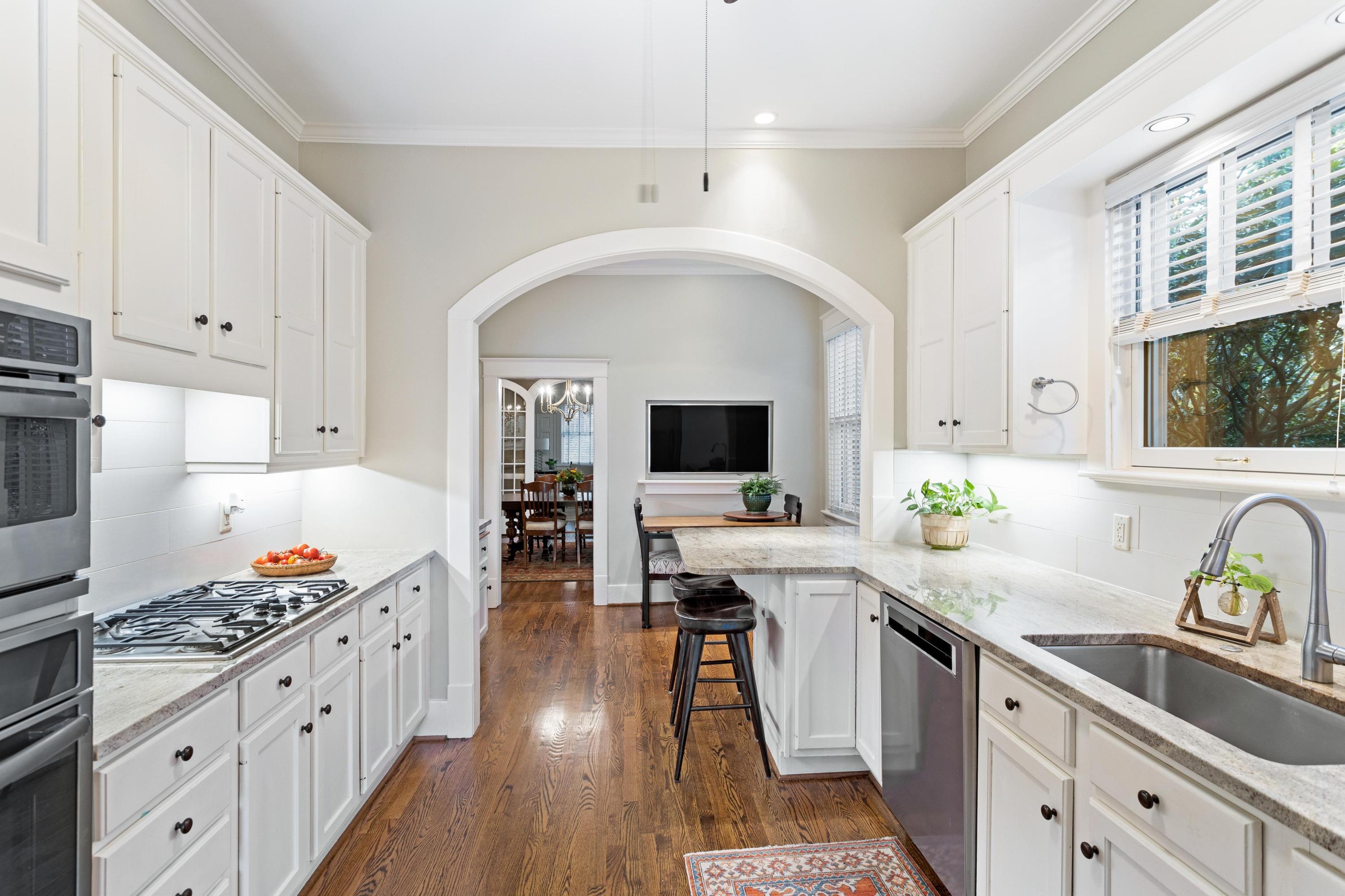 21 Palmetto Road Charleston, SC 29407 - Photo 14 of 41 Kitchen 2