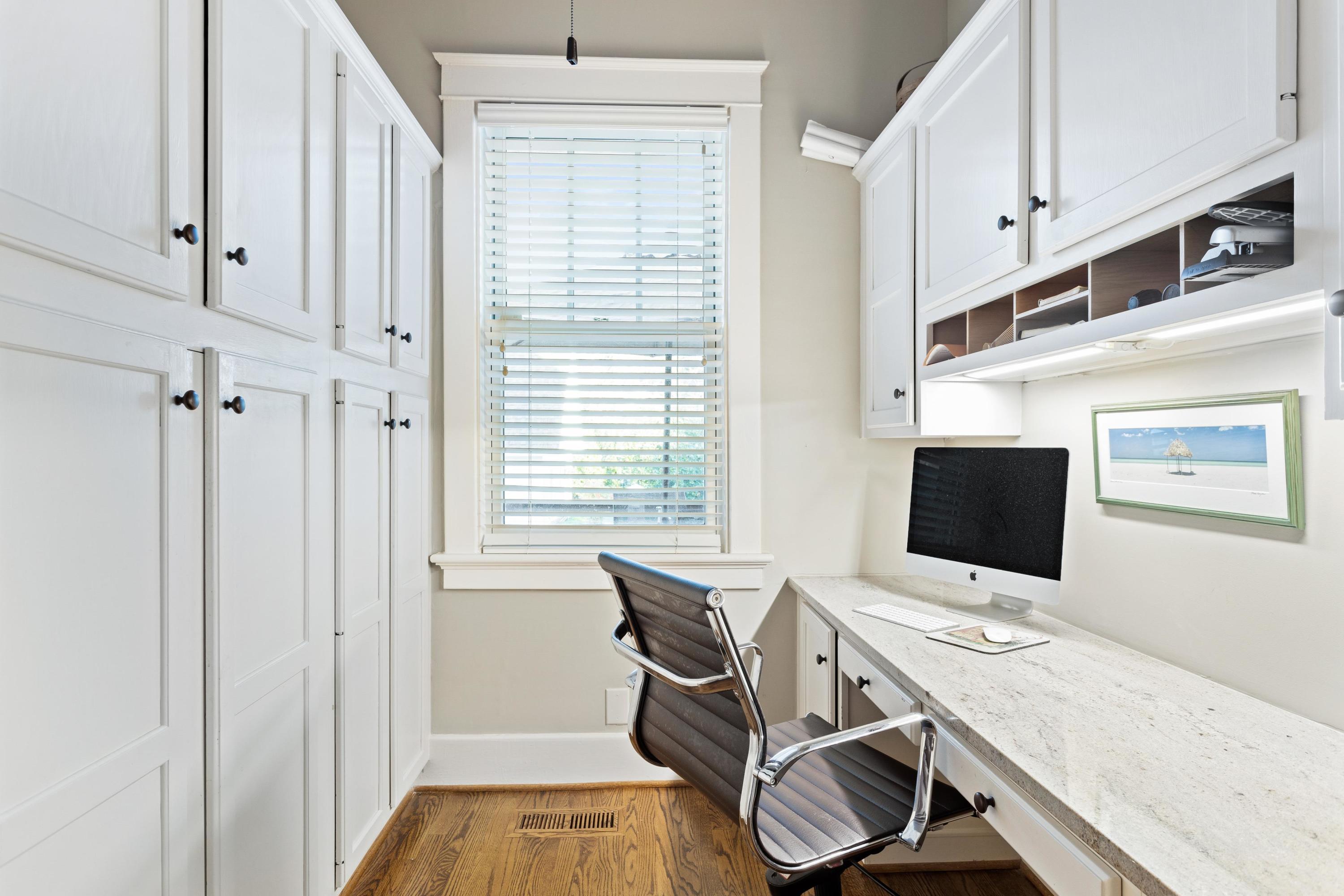 21 Palmetto Road Charleston, SC 29407 - Photo 16 of 41 Pantry and Office Area