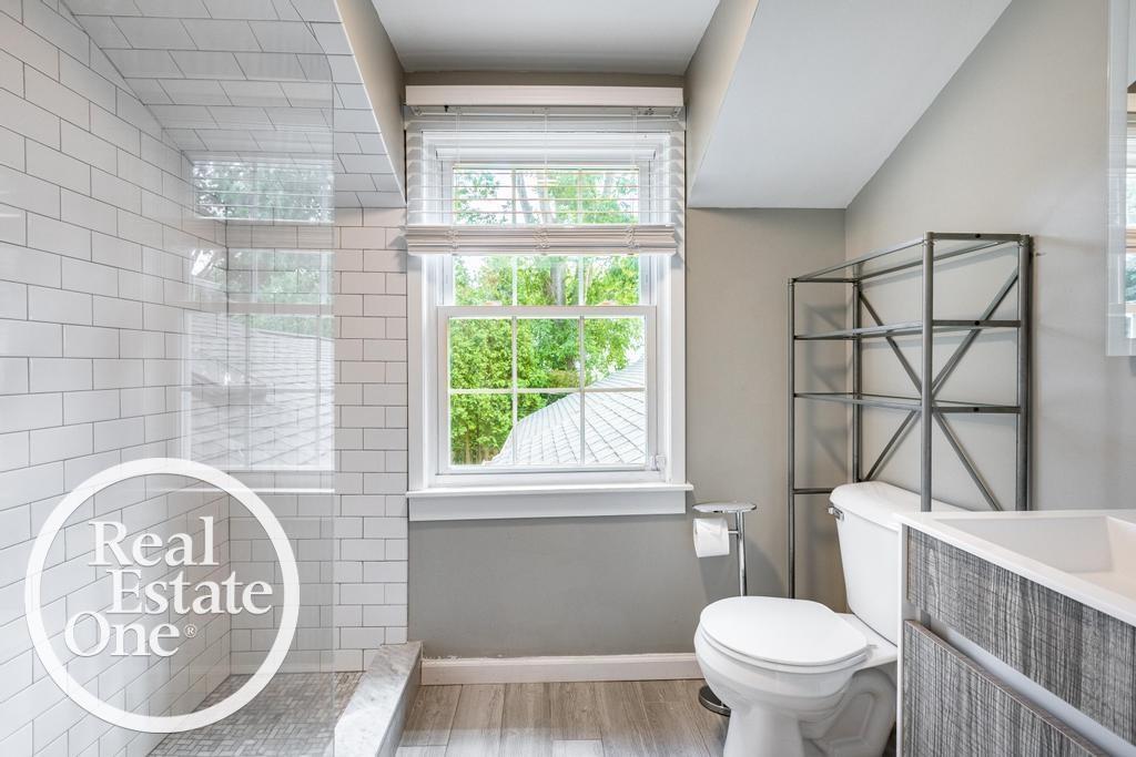 348 Touraine Road Grosse Pointe, MI 48236 - Photo 25 of 49 50179069-E6F94A27-3156-47B9-9AE0-CC453A036858.JPG