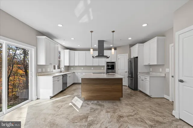 $1,039,950 | 200 Lismore Drive, Fort Washington, MD 20744