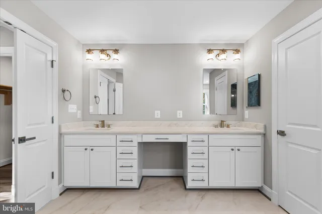 $1,039,950 | 200 Lismore Drive, Fort Washington, MD 20744