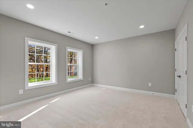 $1,039,950 | 200 Lismore Drive, Fort Washington, MD 20744