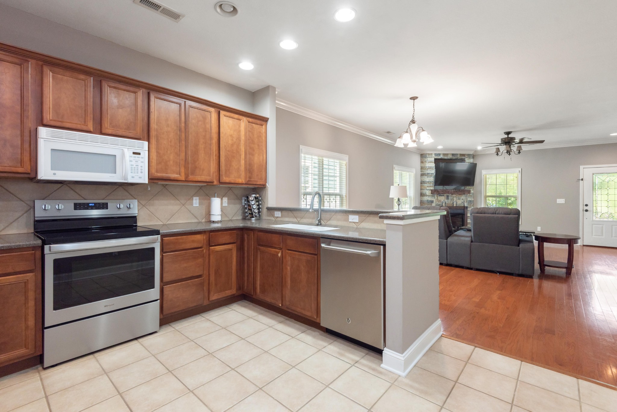 511 Broadberry Avenue Oak Ridge, TN 37830 - Photo 13 of 39 Gallery Image 13