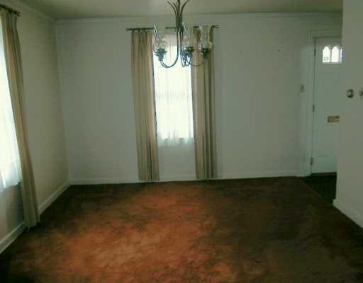 986 Ridge Avenue Pittsburgh, PA 15202 - Photo 3 of 5 Gallery Image 3