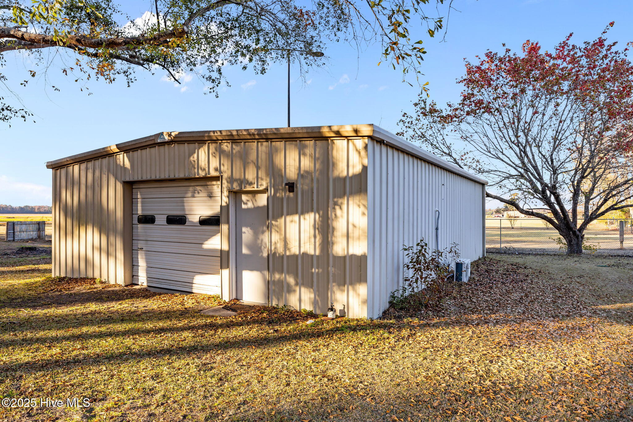 415 Bay Bush Road Vanceboro, NC 28586 - Photo 30 of 38 3 Overhead doors plus man door