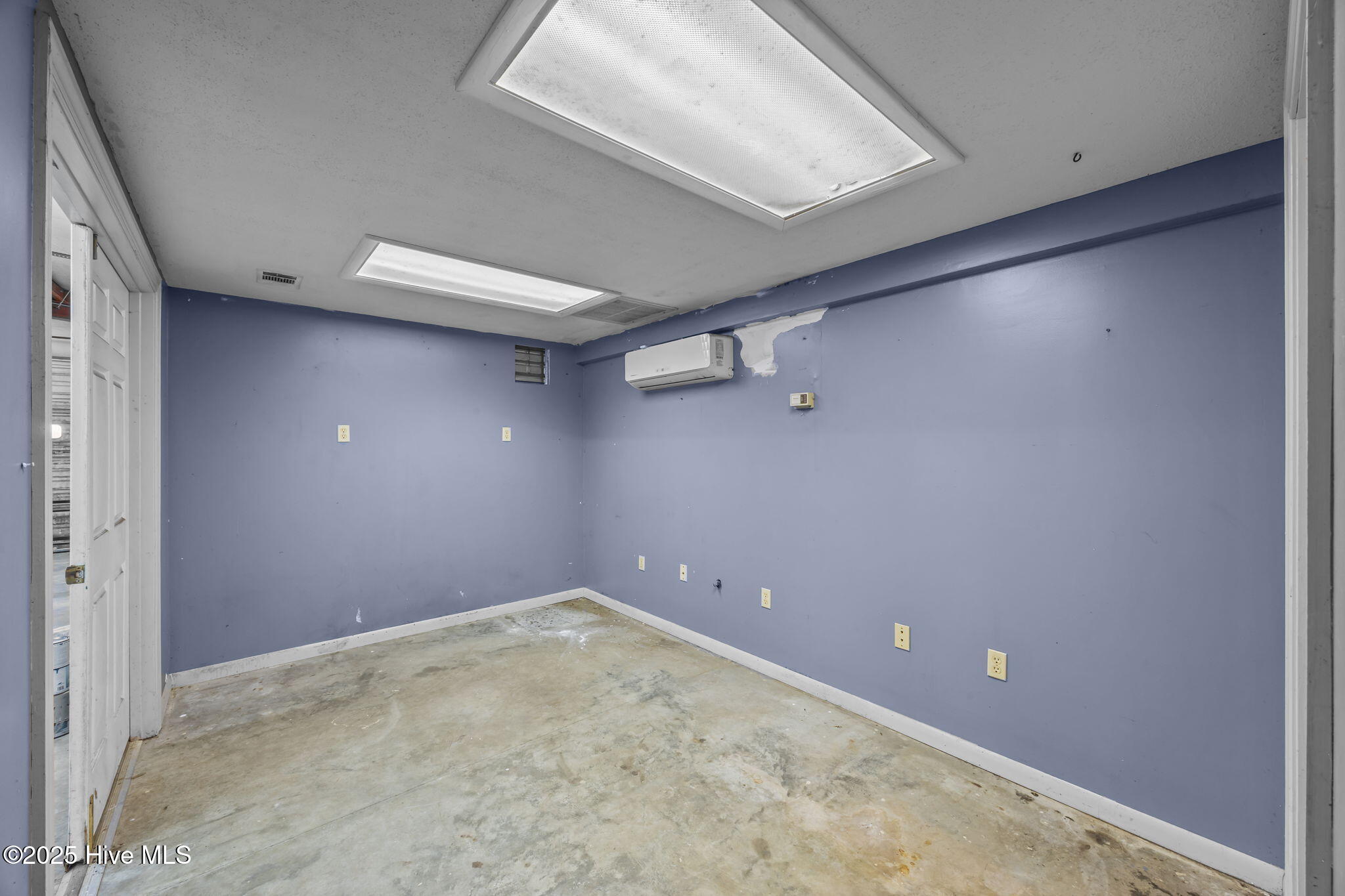 415 Bay Bush Road Vanceboro, NC 28586 - Photo 35 of 38 Heated/Cooled with a mini split system