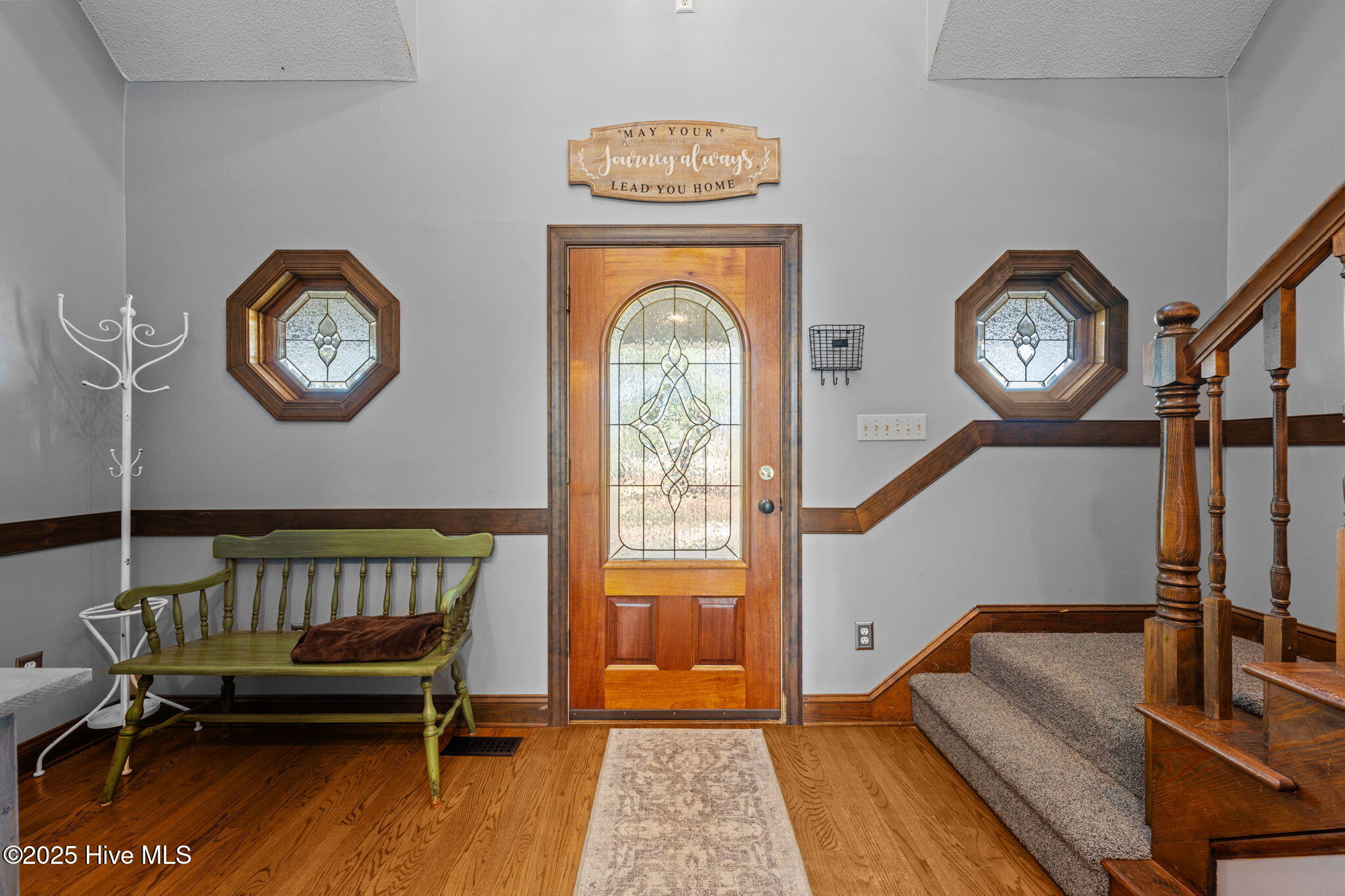 415 Bay Bush Road Vanceboro, NC 28586 - Photo 10 of 38 Welcoming entryway