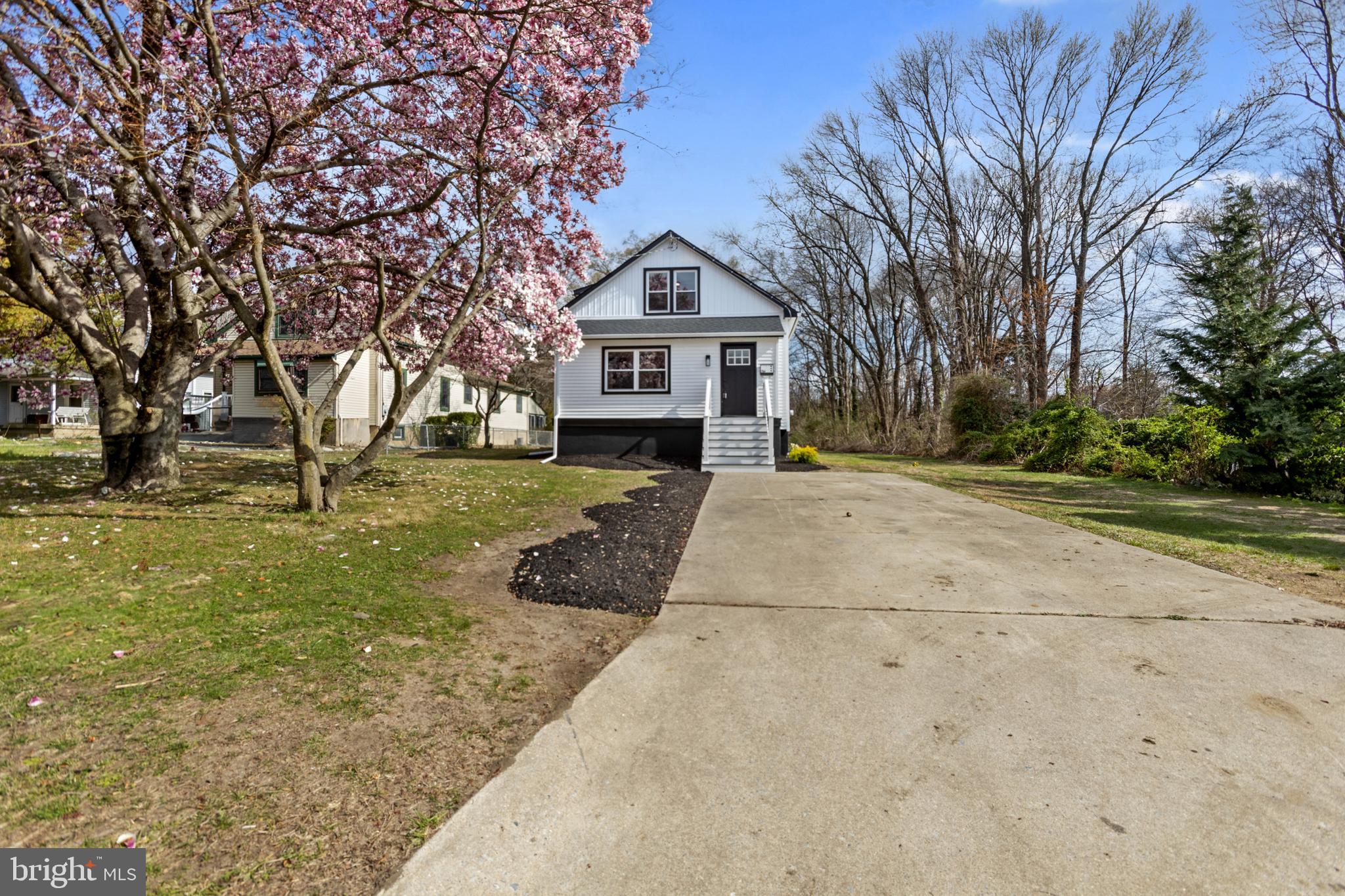 766 Highland Road Deptford, NJ 08096 - Photo 40 of 41 a view of a yard in front of house