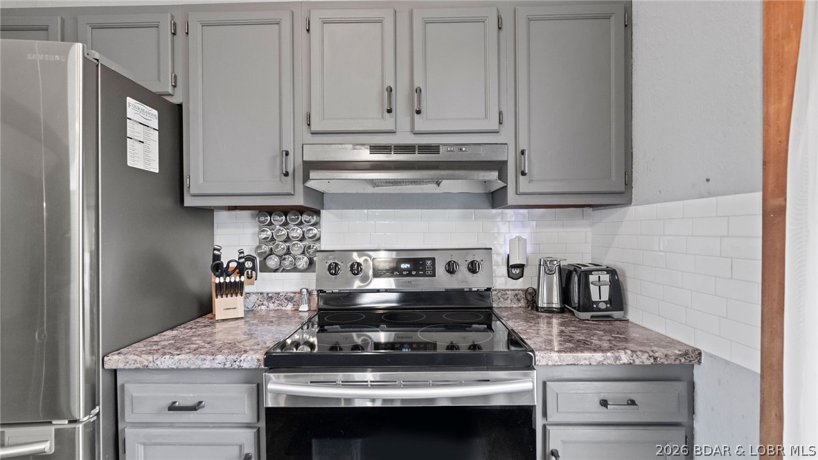 124 Reddington Road Lake Ozark, MO 65049 - Photo 8 of 58 Kitchen