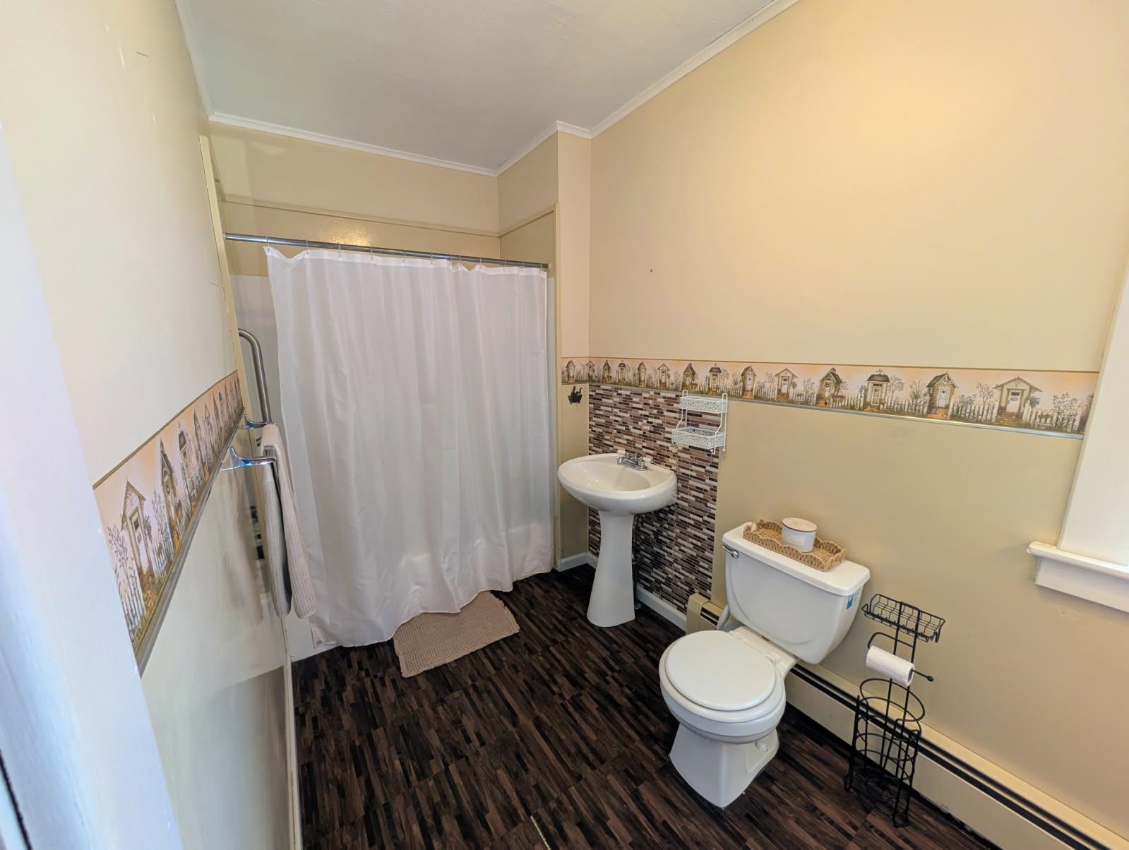 252 North Pleasant Street Troy, VT 05859 - Photo 25 of 36