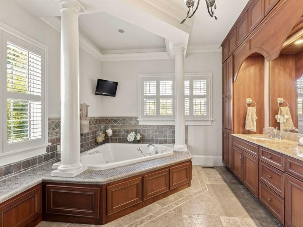 70 Colts Crossing Canton, MA 02021 - Photo 23 of 37