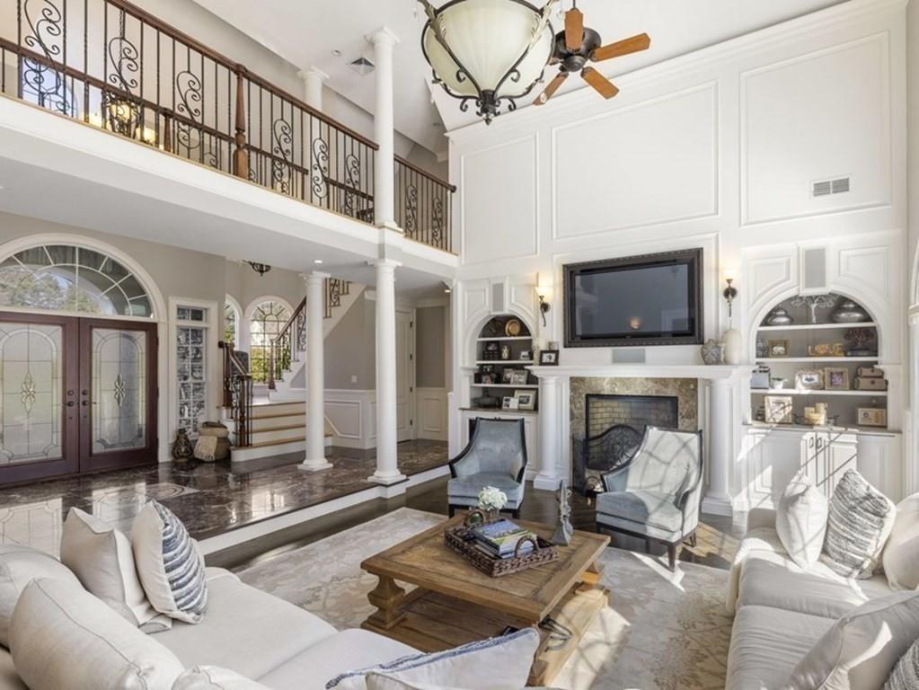 70 Colts Crossing Canton, MA 02021 - Photo 7 of 37