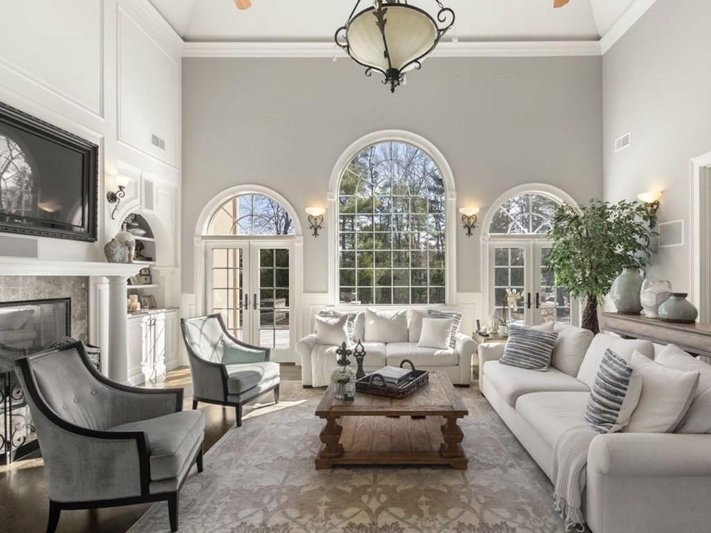 70 Colts Crossing Canton, MA 02021 - Photo 8 of 37