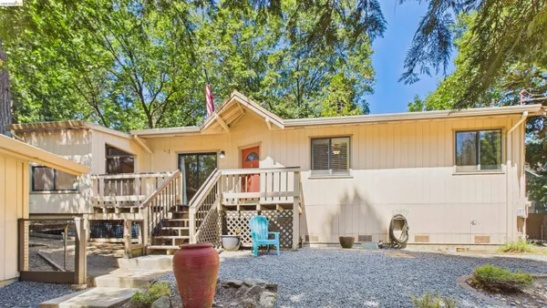 $379,900 | 16961 Columbia River Drive, Sonora, CA 95370