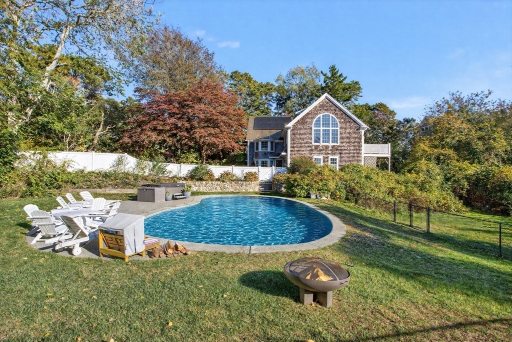 2 Seapine Road Chatham, MA 02650 - Photo 3 of 38