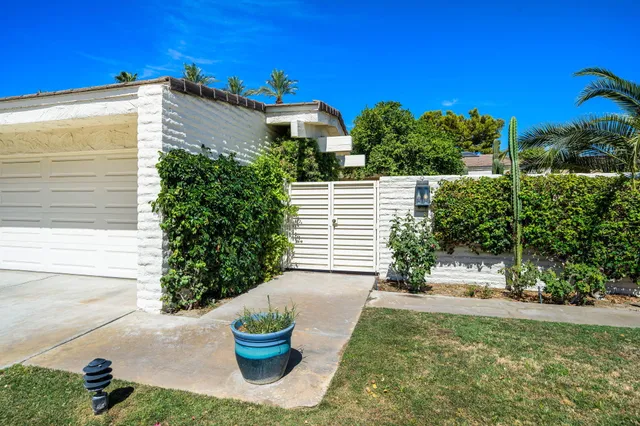 $725,000 | 44825 Guadalupe Drive, Indian Wells, CA 92210