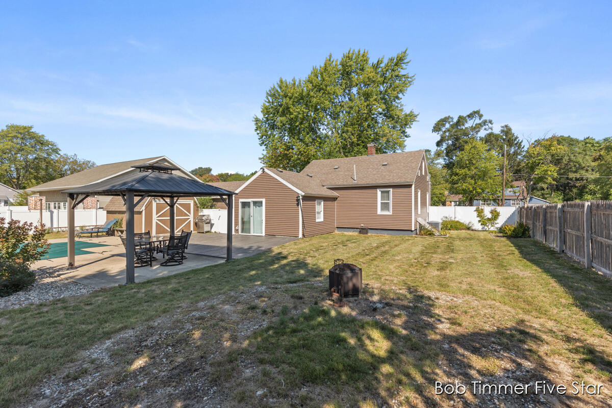 2523 Heights Ravenna Road Muskegon, MI 49444 - Photo 16 of 18 IMG_1017