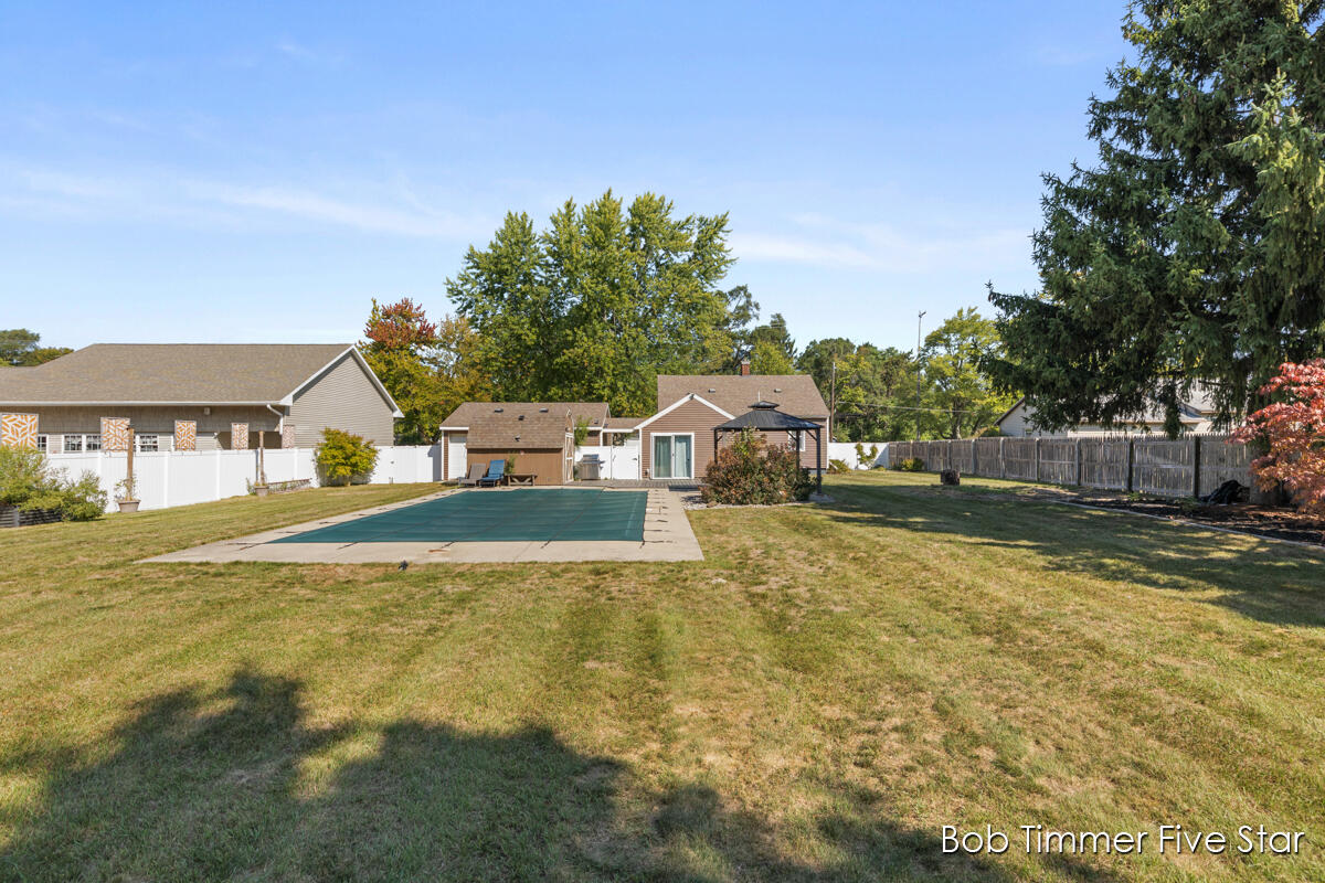 2523 Heights Ravenna Road Muskegon, MI 49444 - Photo 17 of 18 IMG_1018