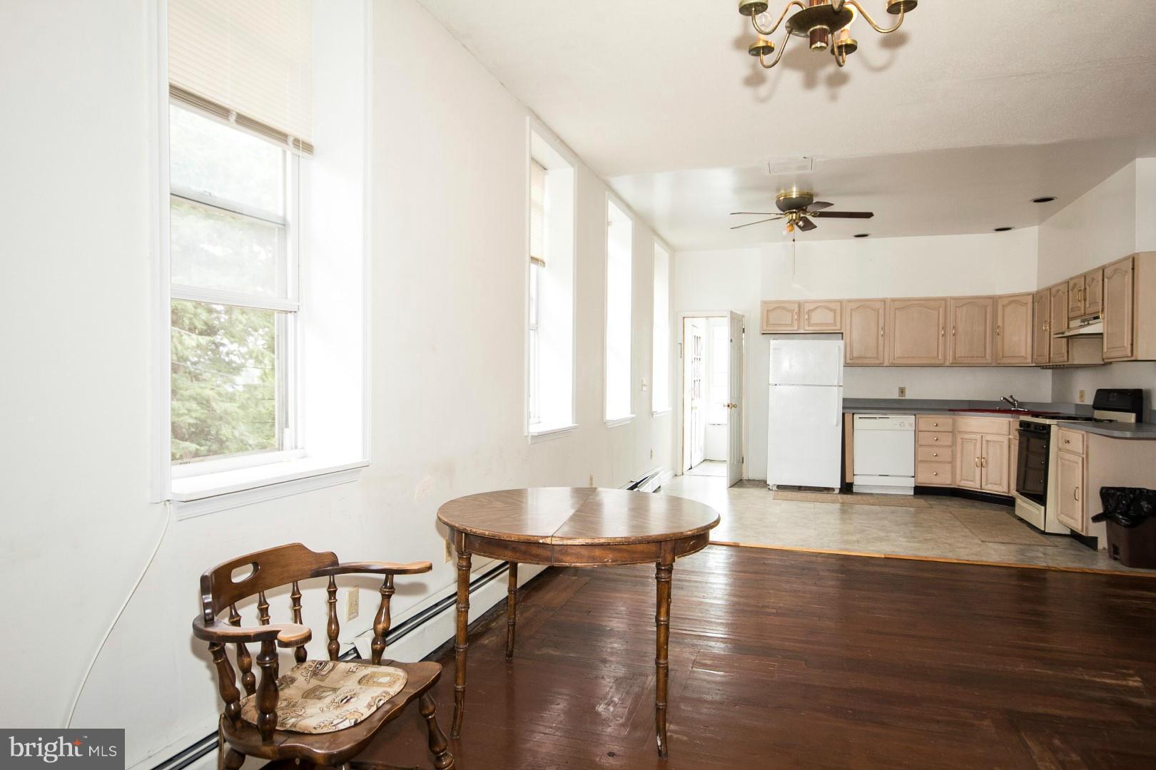 4232 Falls Road Baltimore, MD 21211 - Photo 6 of 30 Dining Room