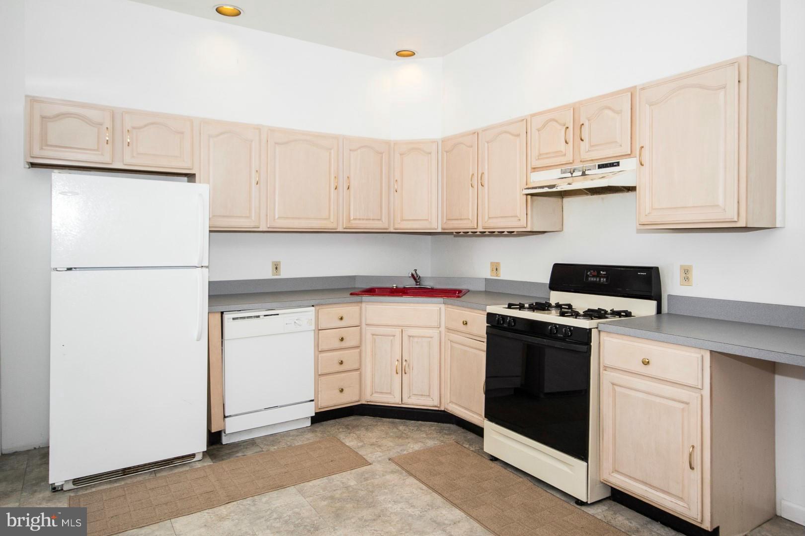 4232 Falls Road Baltimore, MD 21211 - Photo 8 of 30 Kitchen