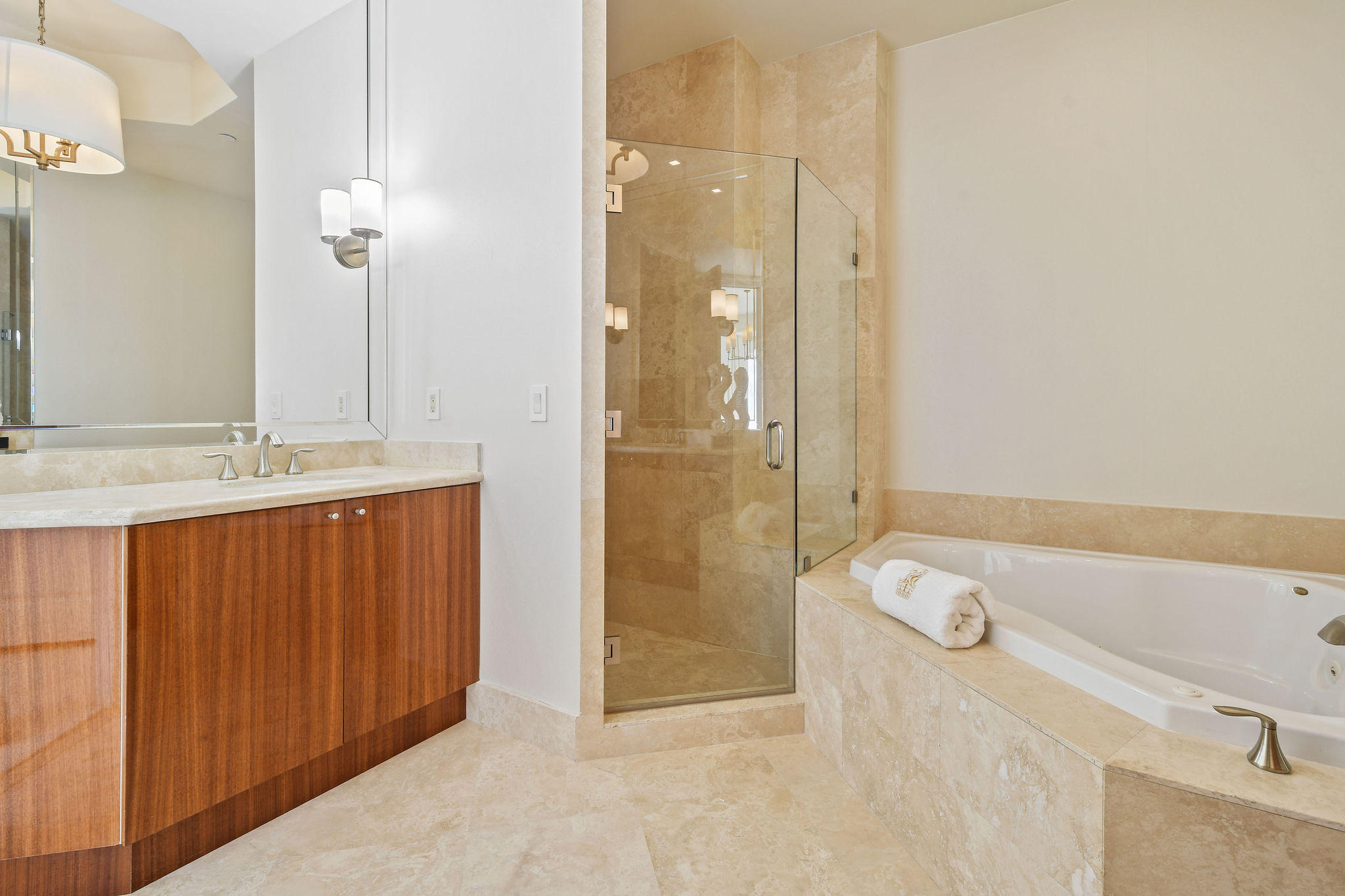 2700 North Ocean Drive, Unit LPH4B Riviera Beach, FL 33404 - Photo 20 of 67 a bathroom with a sink and a mirror