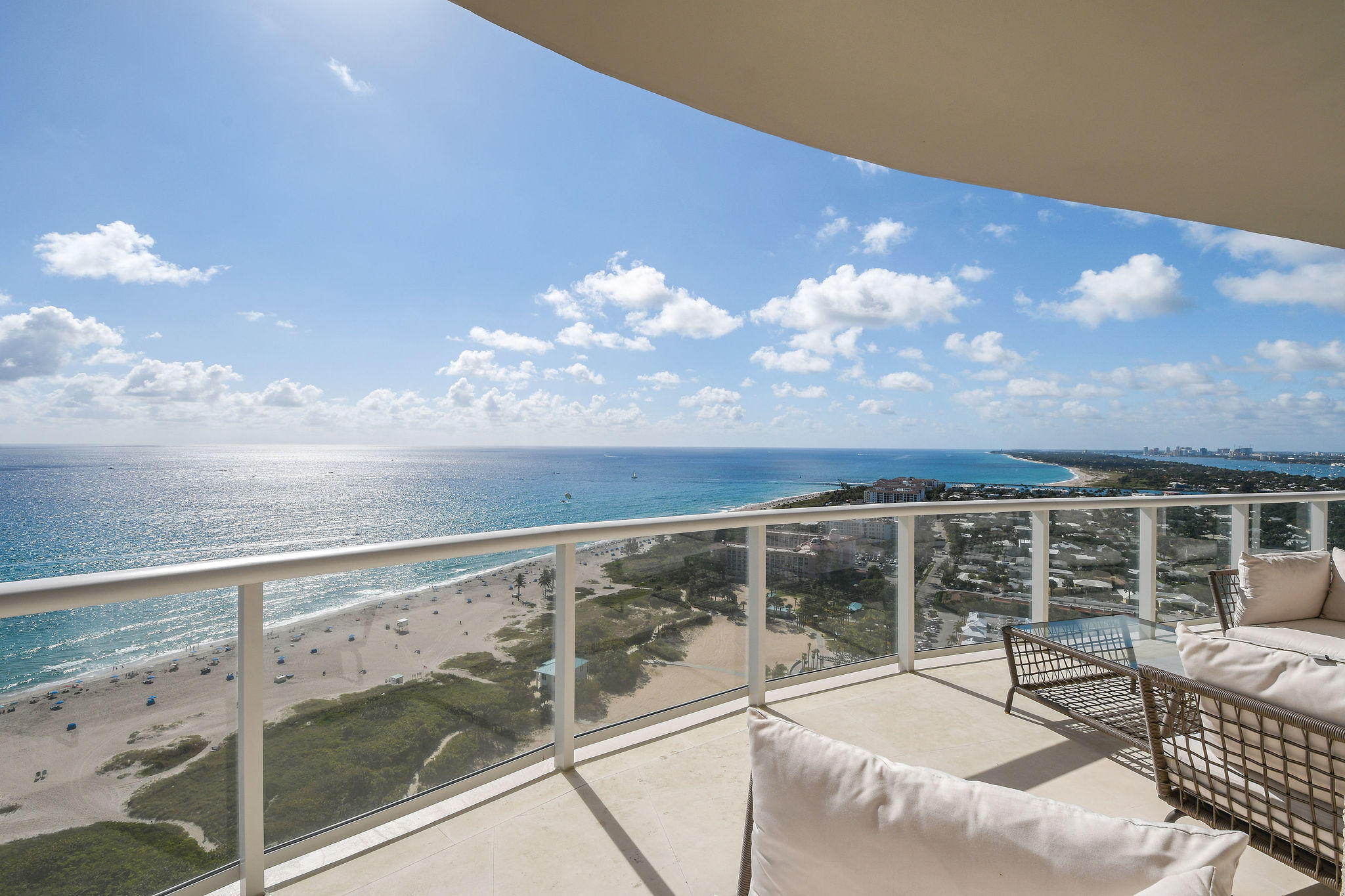 2700 North Ocean Drive, Unit LPH4B Riviera Beach, FL 33404 - Photo 30 of 67 2700NOceanDr,LPH4B_39