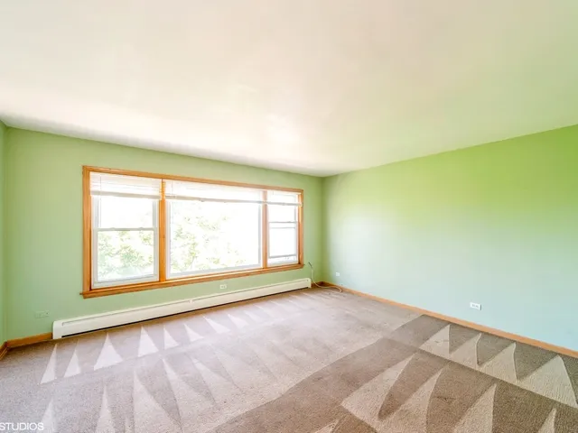 $1,699 | 4752 North Menard Avenue, Unit 3S, Chicago, IL 60630