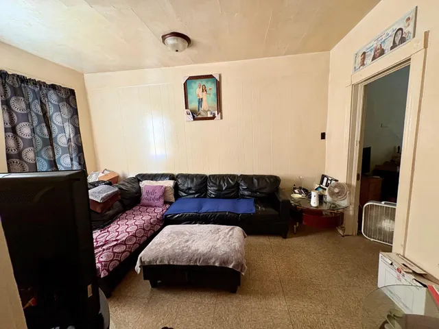 $260,000 | 6745 14th Avenue, Kenosha, WI 53143