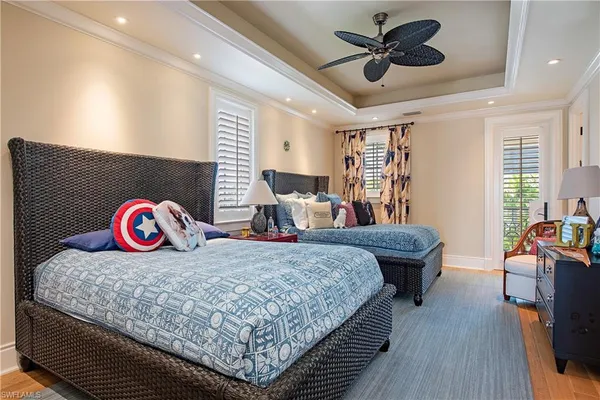 $14,995,000 | 2001 4th Street South, Naples, FL 34102