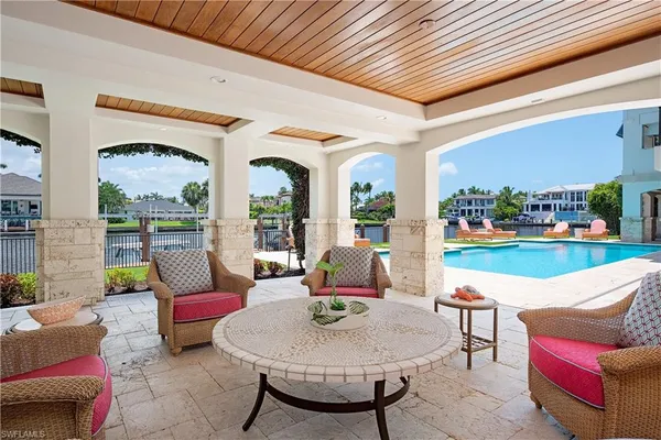 $14,995,000 | 2001 4th Street South, Naples, FL 34102