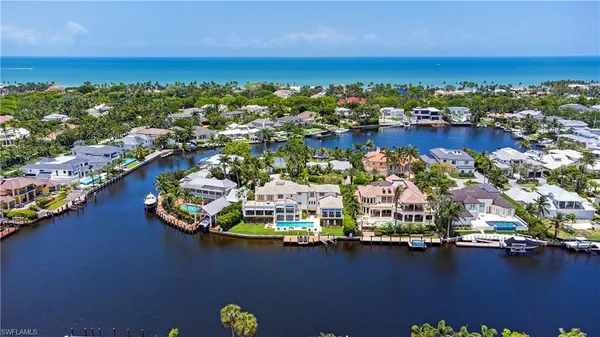 $14,995,000 | 2001 4th Street South, Naples, FL 34102