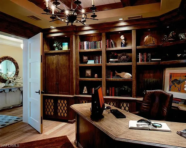 $14,995,000 | 2001 4th Street South, Naples, FL 34102