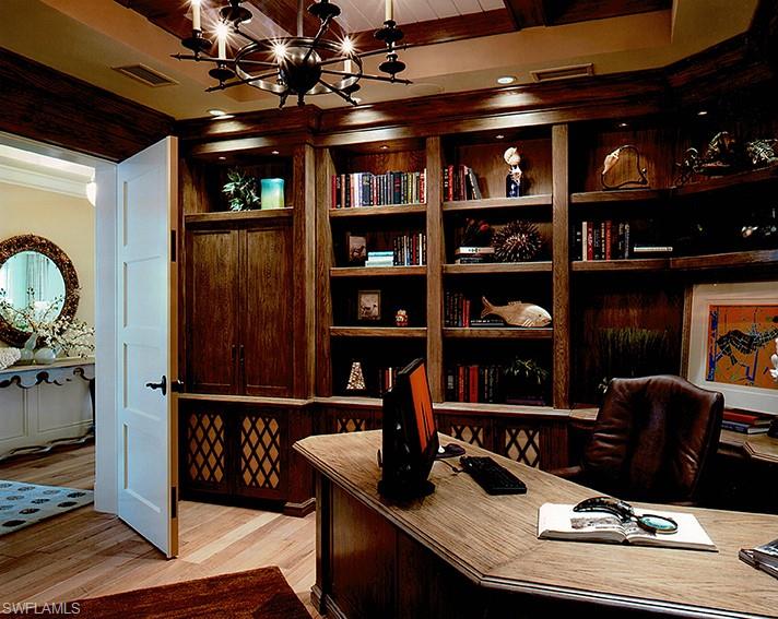 2001 4th Street South Naples, FL 34102 - Photo 7 of 20