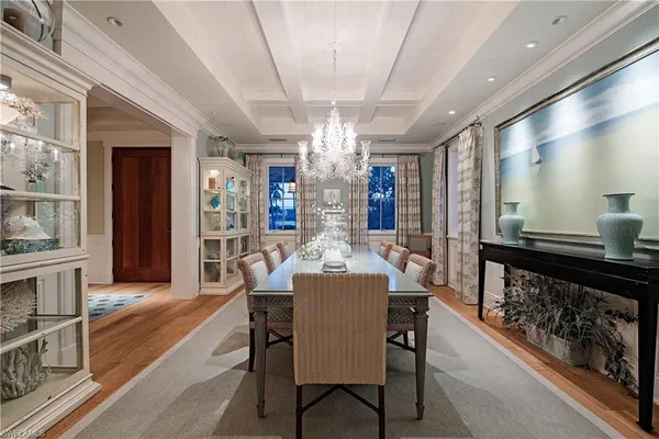 $14,995,000 | 2001 4th Street South, Naples, FL 34102