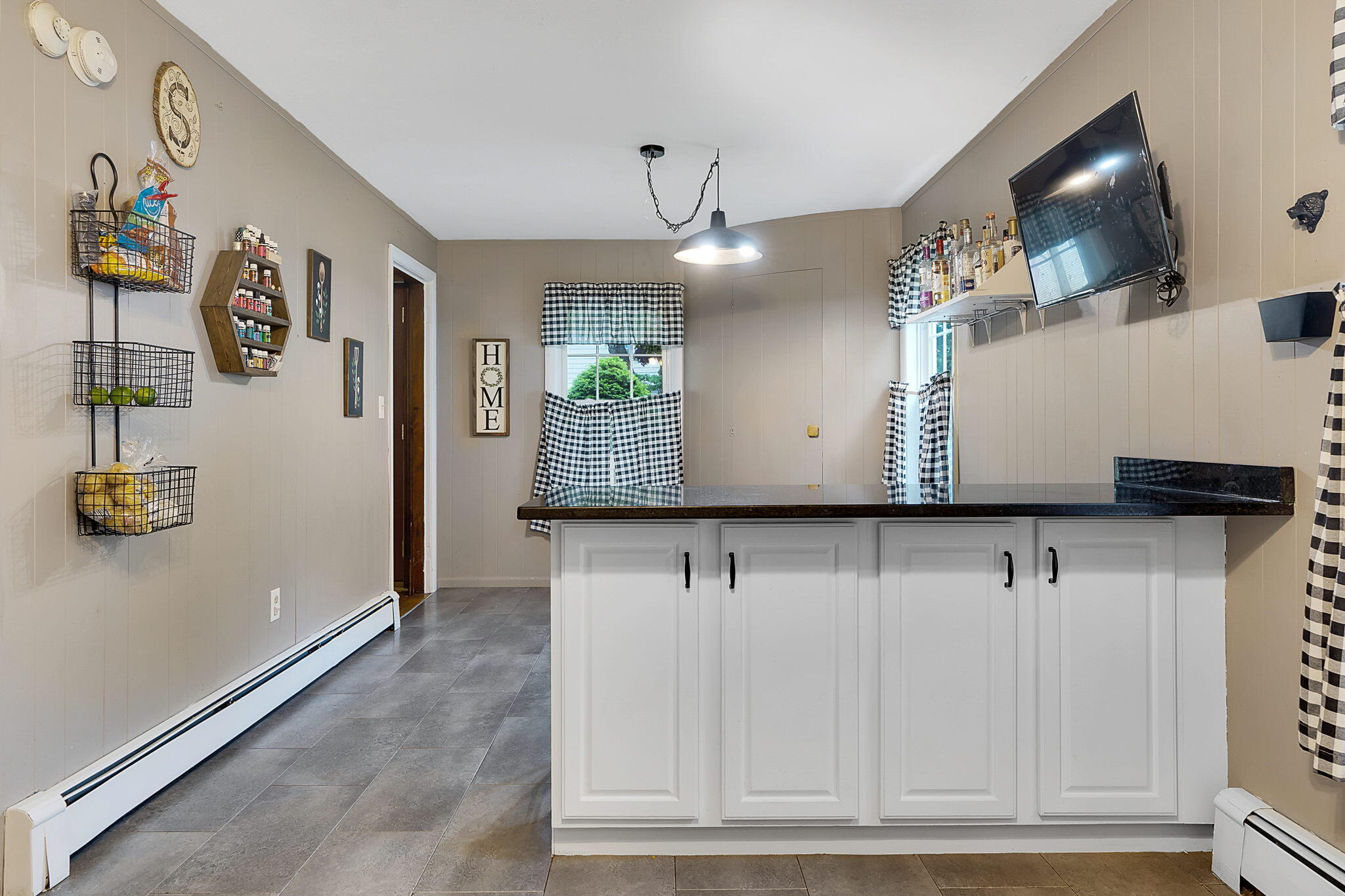 25 Howard Street Springvale, ME 04083 - Photo 11 of 34 25Howard-29
