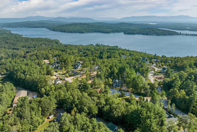 $995,000 | 97 Soleil Mountain, Unit 82, Laconia, NH 03246