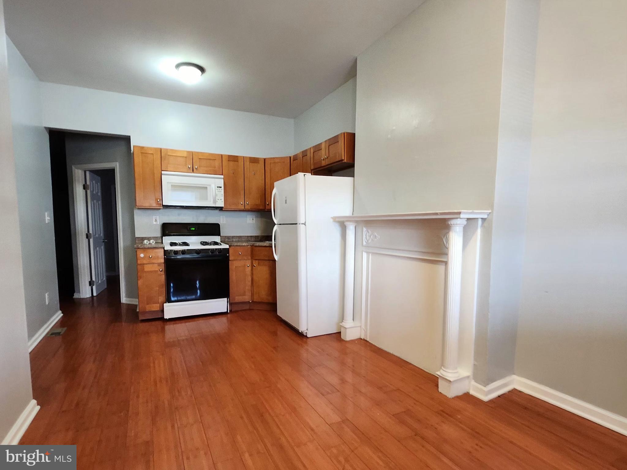 1230 North 55th Street, Unit 1 Philadelphia, PA 19131 - Photo 3 of 12 Living/Dining area