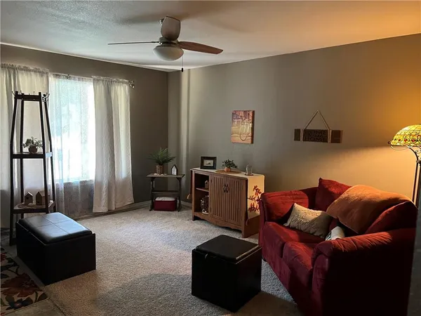 $242,000 | 1643 North Ray Avenue, Maryville, MO 64468