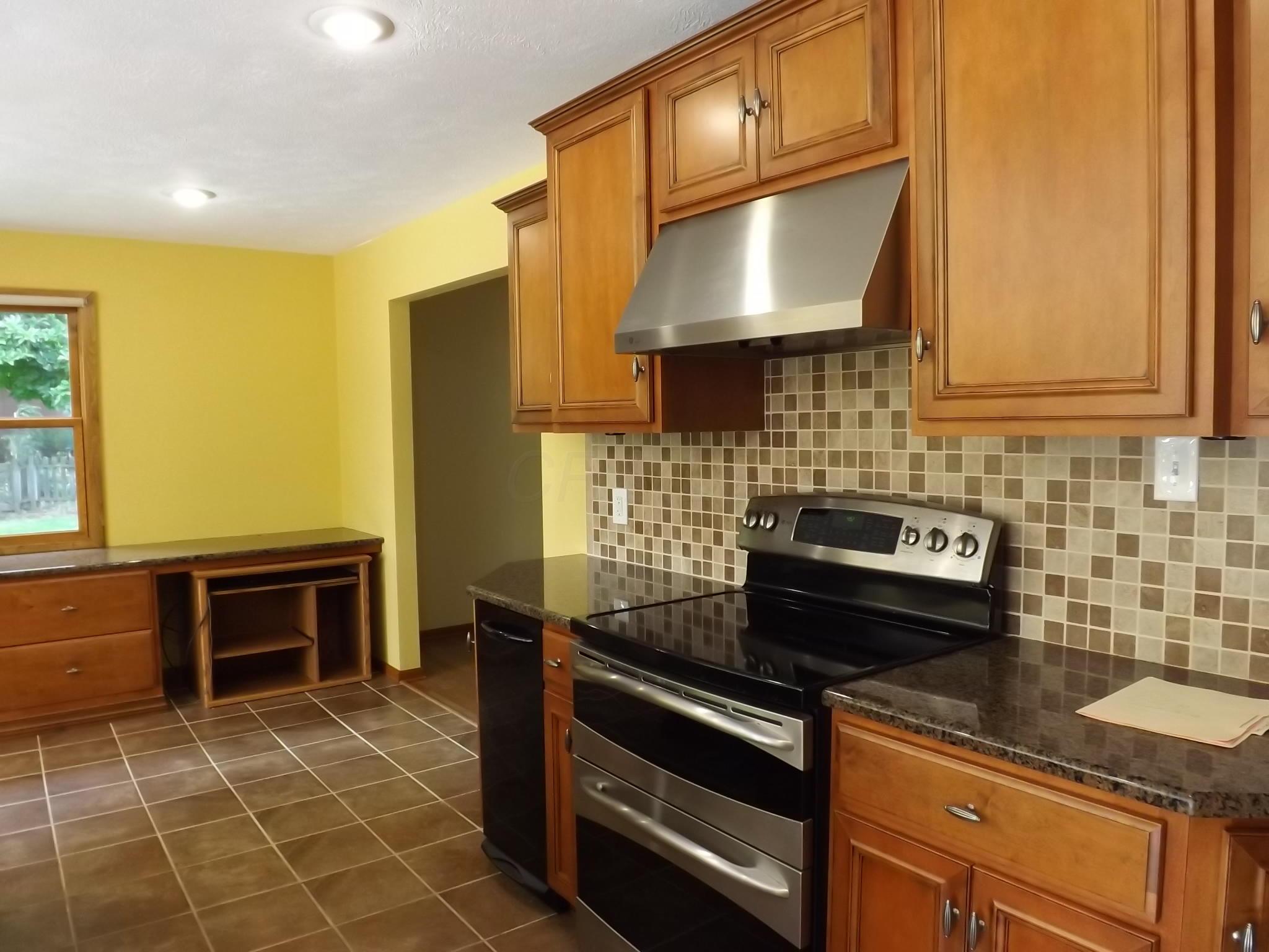 1720 South Galena Road Galena, OH 43021 - Photo 9 of 31 Gallery Image 9