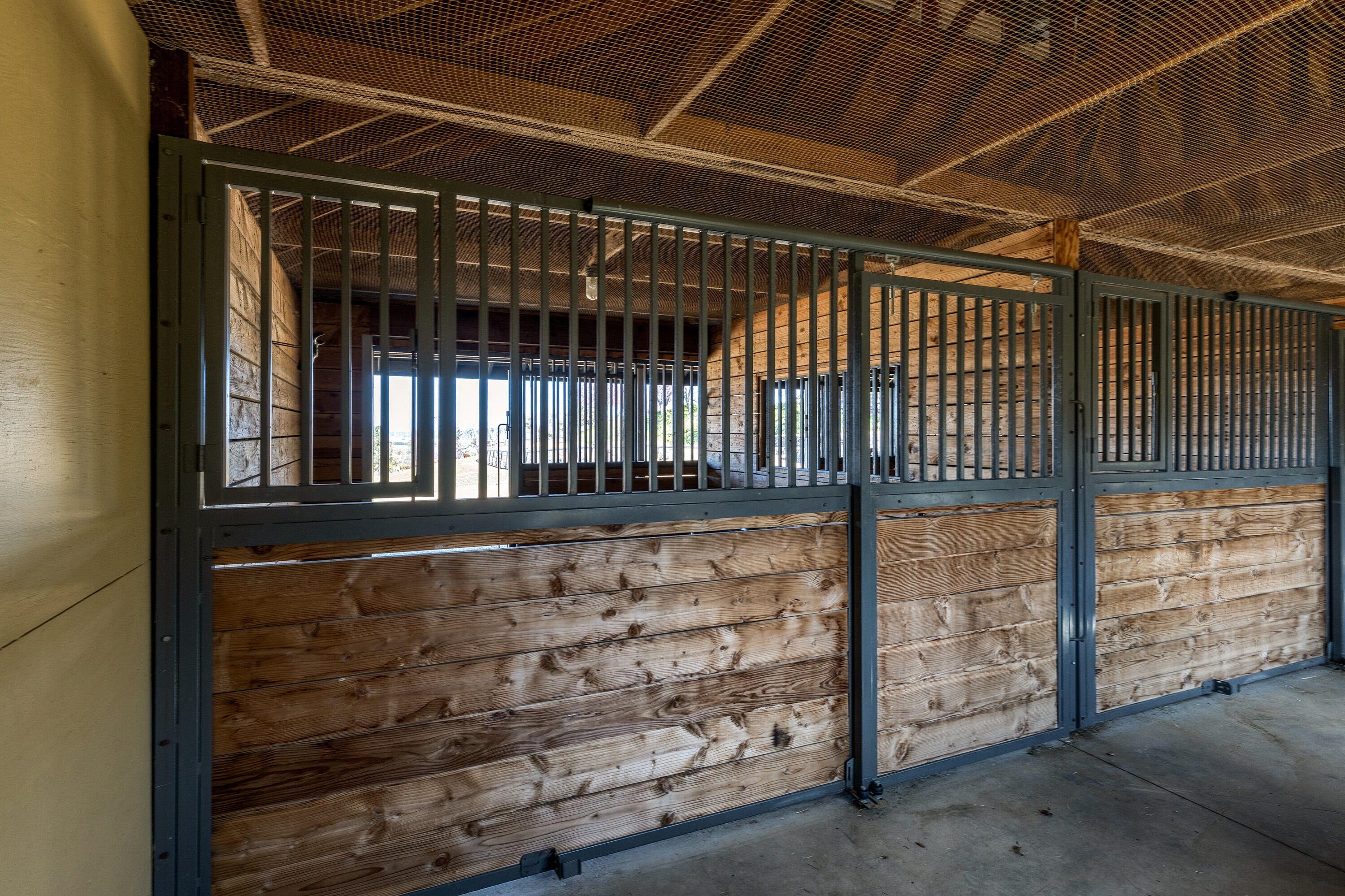 4167 Independence School Road Medford, OR 97501 - Photo 76 of 95 Stables interior view