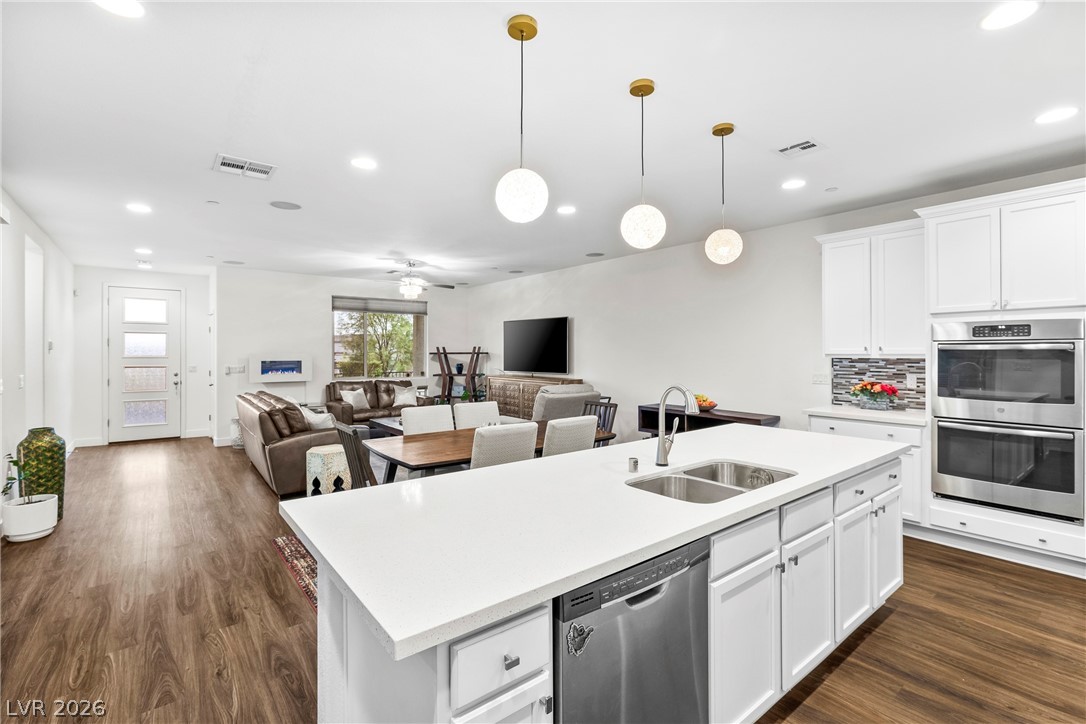 416 Gracious Way Henderson, NV 89011 - Photo 6 of 58