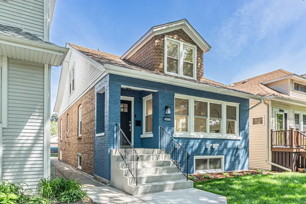 $669,000 | 5837 North Marmora Avenue, Chicago, IL 60646