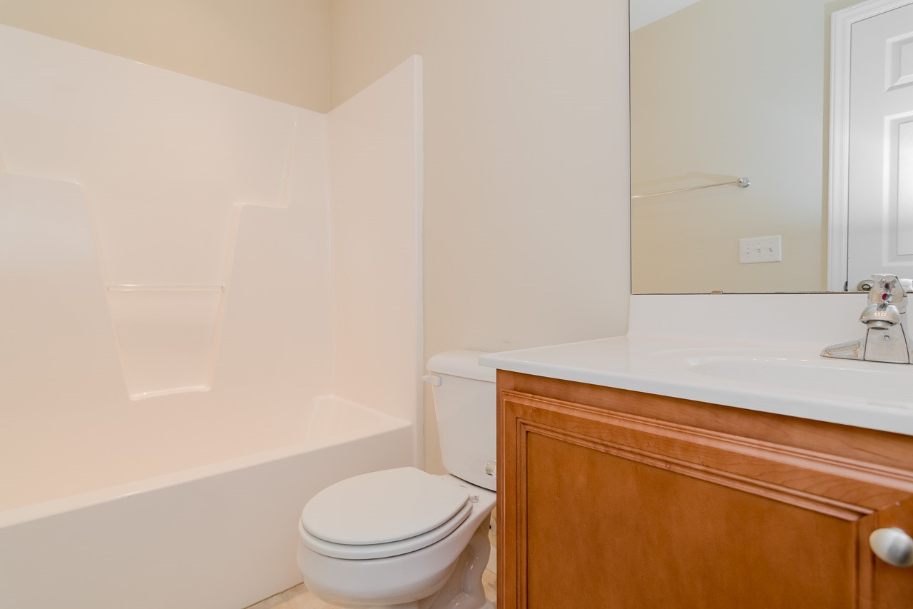 2110 Piney Brook Road, Unit 103 Raleigh, NC 27614 - Photo 17 of 25 Owner's Bath