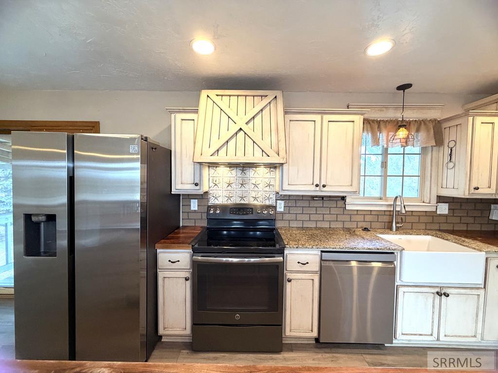 518 Rainsdon Road Blackfoot, ID 83221 - Photo 8 of 49