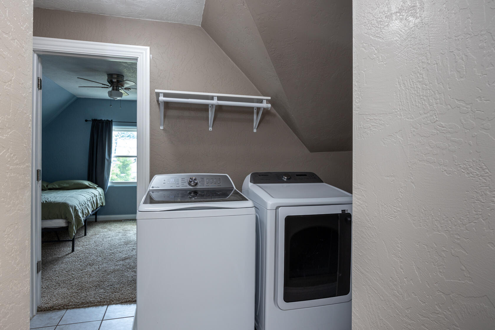 138 North Locust Street Appleton, WI 54914 - Photo 15 of 32 Upstairs Laundry