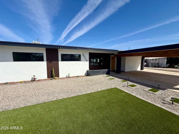 $875,000 | 8025 North 11th Place, Phoenix, AZ 85020